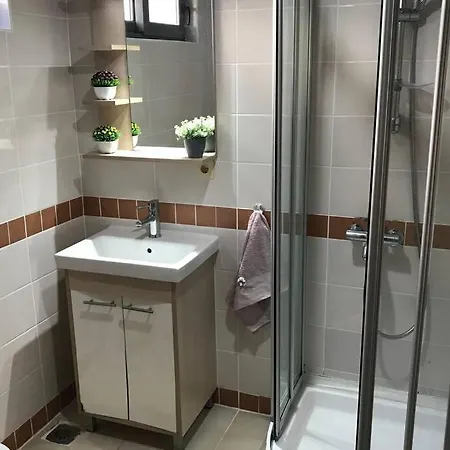 Fully Furnished 2beds With The Pool. Apartment