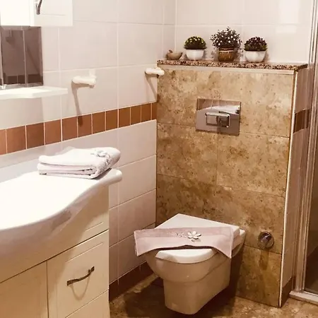 Fully Furnished 2beds With The Pool. Appartamento