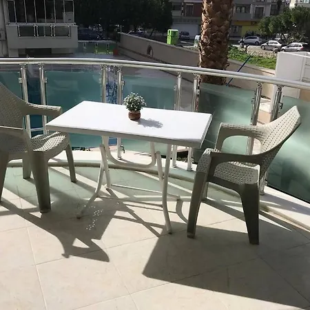 Fully Furnished 2beds With The Pool. Appartamento Kusadası